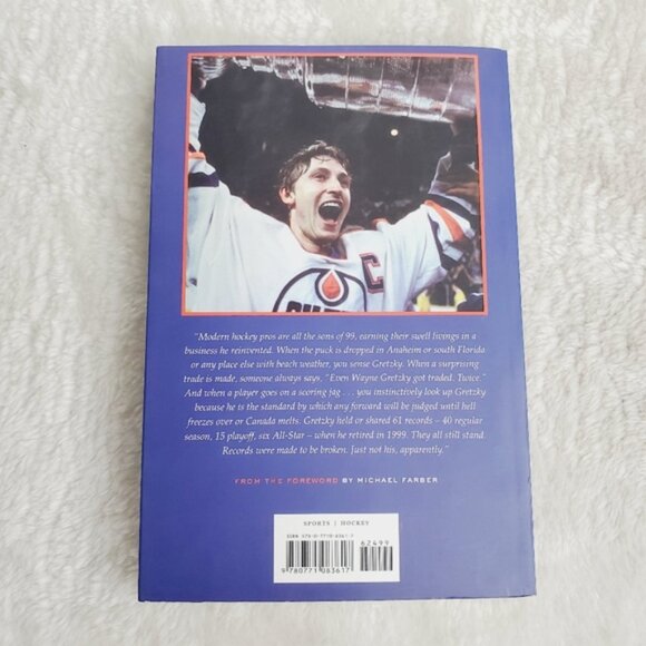 Sports Illustrated The Great One: The Complete Wayne Gretzky Collection Book - Picture 4 of 6